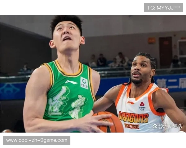 辽宁队新援首秀大放异彩，助力球队冲击季后赛，辽宁火速签下新外援